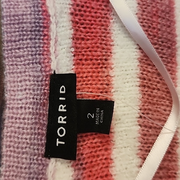 TORRID Button up light weight cardigan - Picture 3 of 5